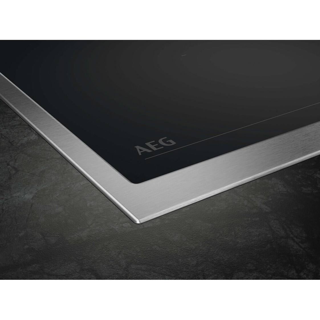 AEG - Kochfeld mit Dunstabzug - TH84CB0FRB - Induktion - 4 Kochstellen - schwarz - 79,6 cm Breite